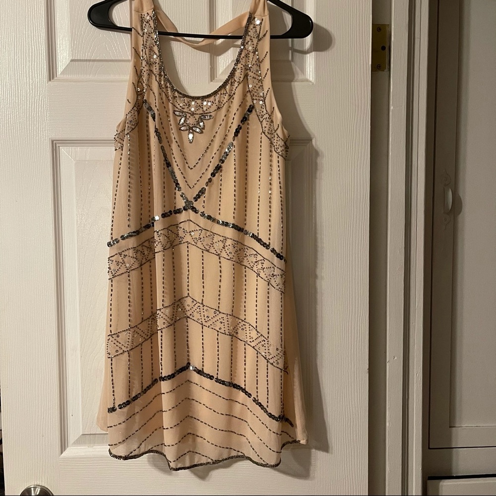 Forever 21 Beige Shift Dress - Picture 1 of 8